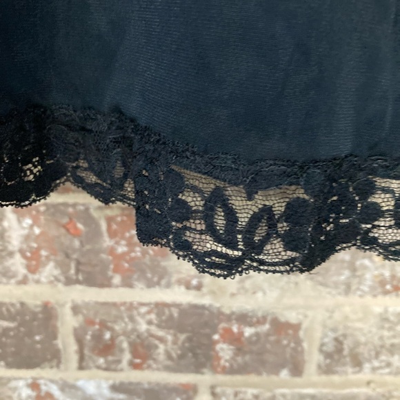 VINTAGE Goddard Artemis 1970 Black Lace Nylon Pin Up Slip Dress Size 34 - Picture 7 of 11